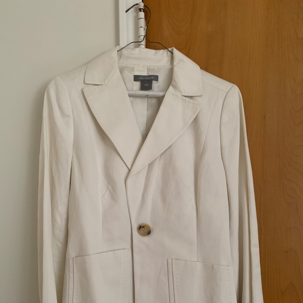 Ann Taylor Cream/White One Button Blazer